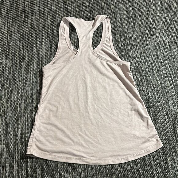 Vuori lux performance tank top - Picture 2 of 3